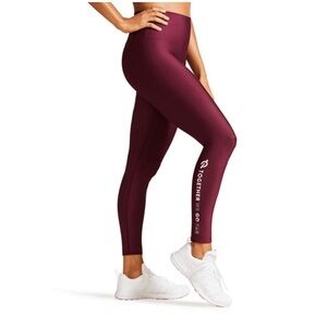 NEW Peloton Flex Leggings Small NWT S Berry Red